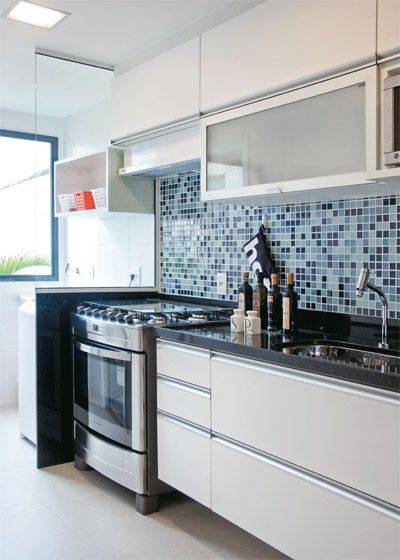 pisos azuis na cozinha projetada