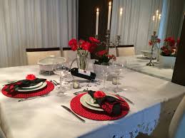 Decoração de mesa de jantar romântico tons de branco
