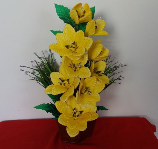 Flores de eva amarela