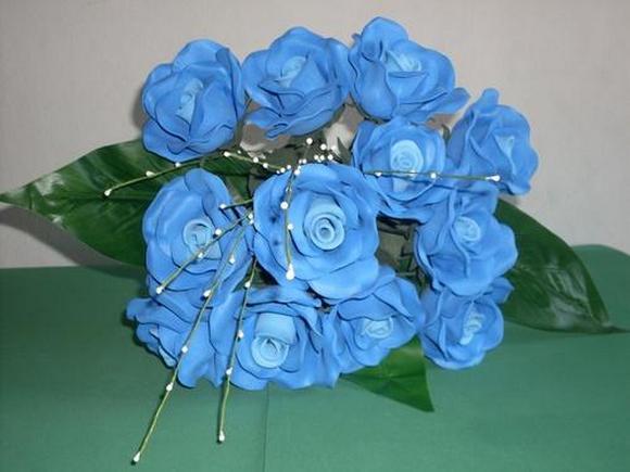 Flores de eva azul