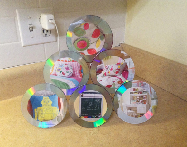 multiplos cds formando retrados um em cima do outro