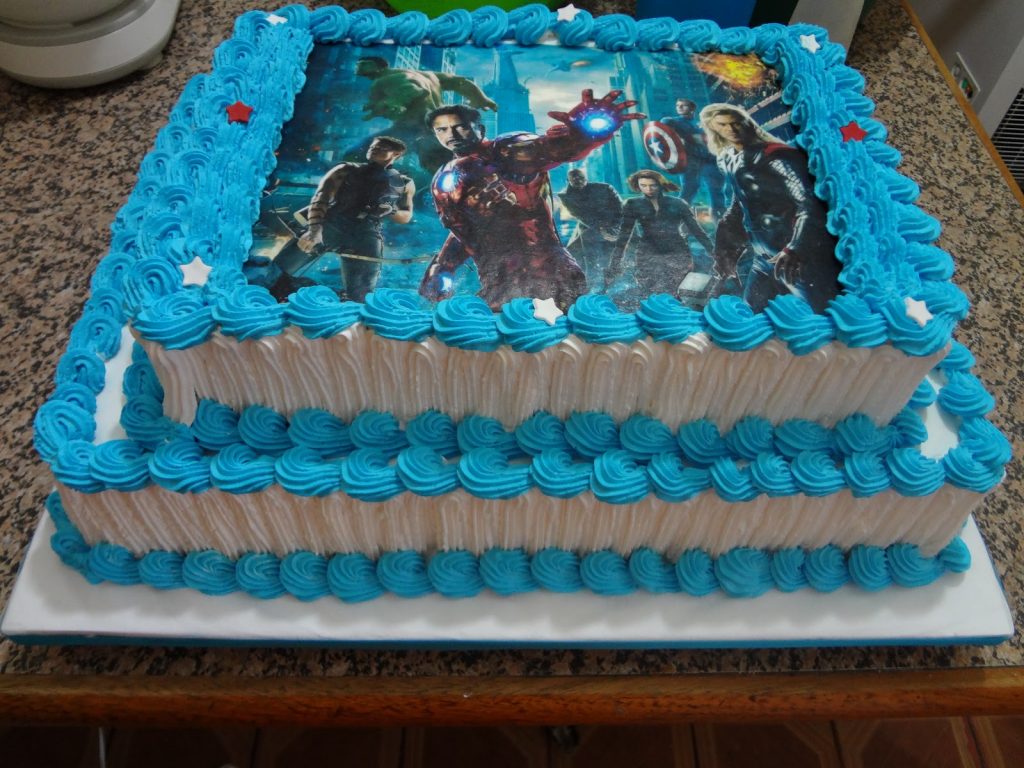 bolo azul para homem quadrado