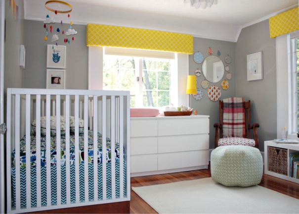 lindo quarto de bebe pintado em cinza