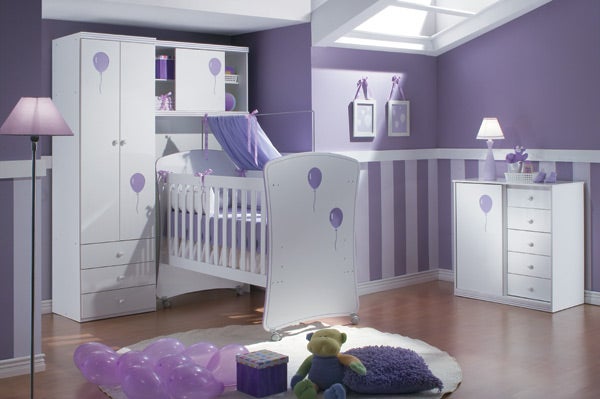 ambiente para bebês pintado em lilás