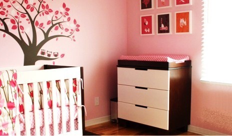 Como decorar quarto de bebe com rosa e marrom