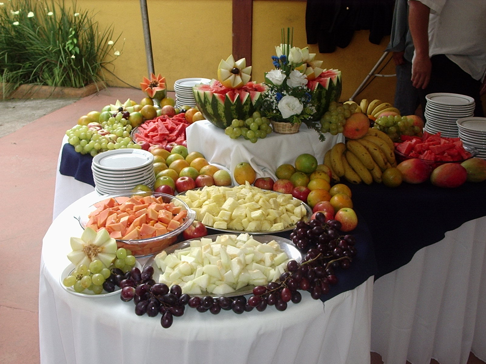 Mesa de frutas para almoço