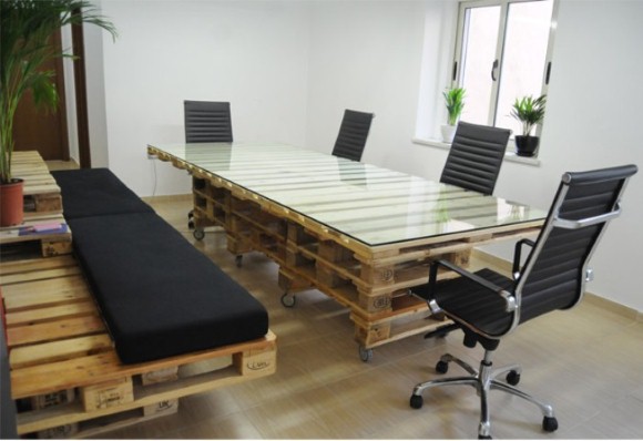 Móveis para um escritório feitos com esse tipo de madeira