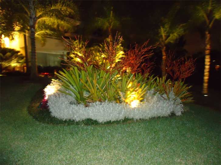 Iluminação de jardim usando leds